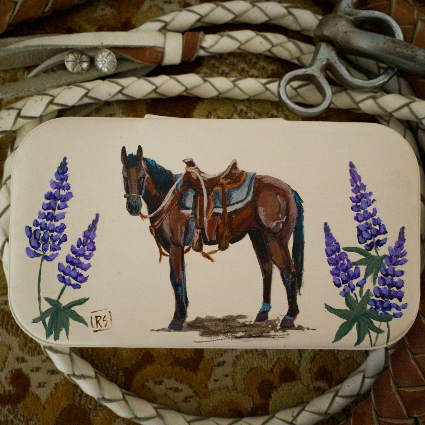 Reliable Bay Hand-Painted Jewelry Case